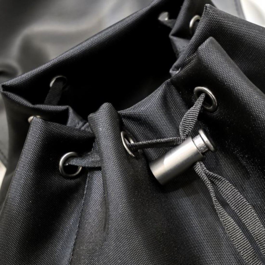 ボッテガヴェネタ コピー バックパック BOTTEGA VENETA シンプルで知的な佇まい