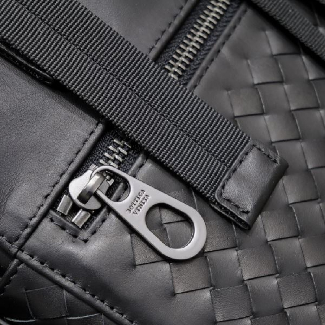BOTTEGA VENETA ボッテガヴェネタ コピー バックパック エフォートレスで都会的な魅力