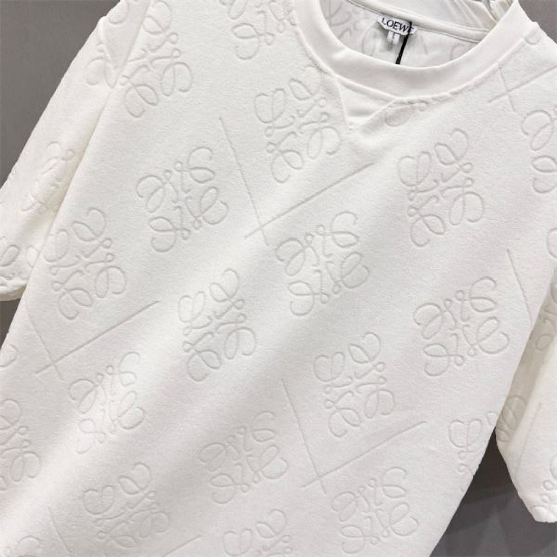 モダンで上質な ロエベ コピー 半袖Tシャツ LOEWE フィット感抜群
