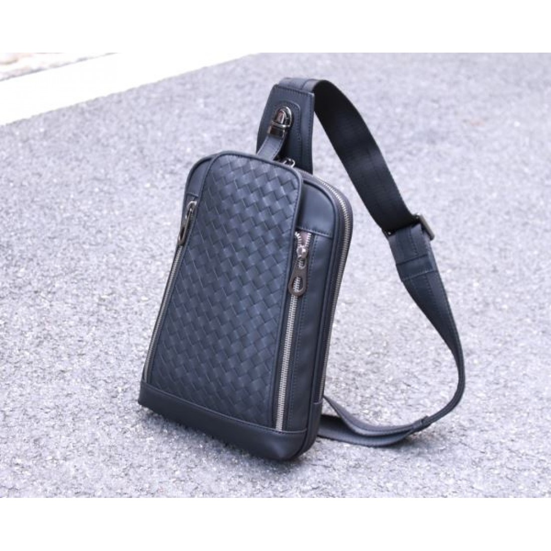 スタイリッシュでエレガントな BOTTEGA VENETA ボッテガヴェネタ コピー ウエストバッグ