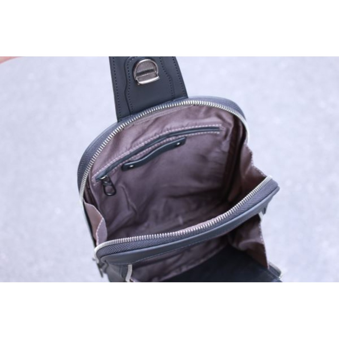 スタイリッシュでエレガントな BOTTEGA VENETA ボッテガヴェネタ コピー ウエストバッグ