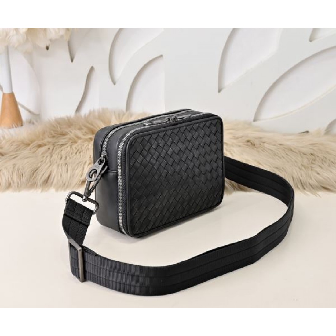 希少価値高い BOTTEGA VENETA ボッテガヴェネタ コピー ショルダーバッグ 今季イチオシ