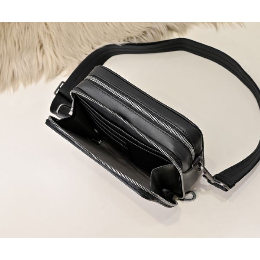 希少価値高い BOTTEGA VENETA ボッテガヴェネタ コピー ショルダーバッグ 今季イチオシ