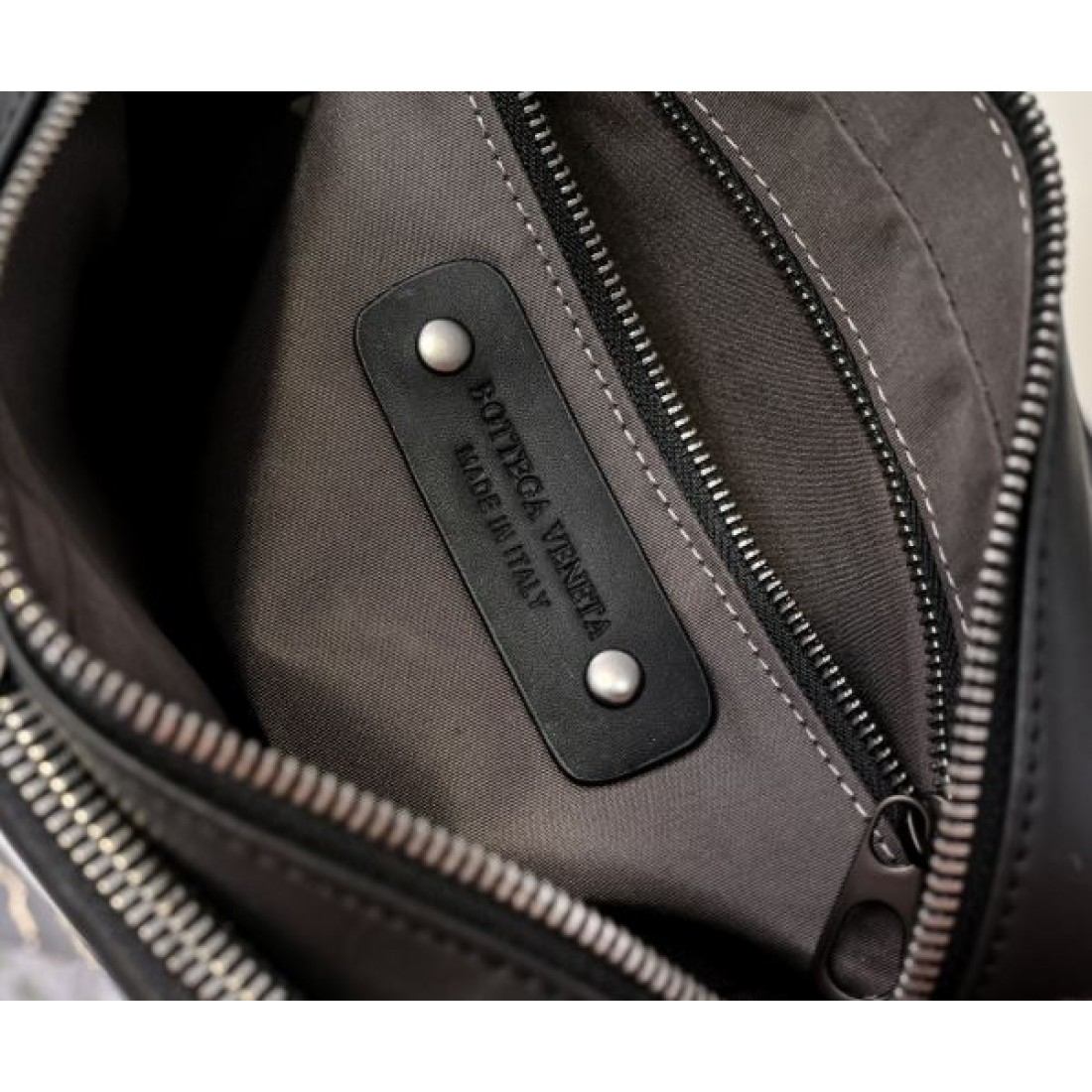 希少価値高い BOTTEGA VENETA ボッテガヴェネタ コピー ショルダーバッグ 今季イチオシ