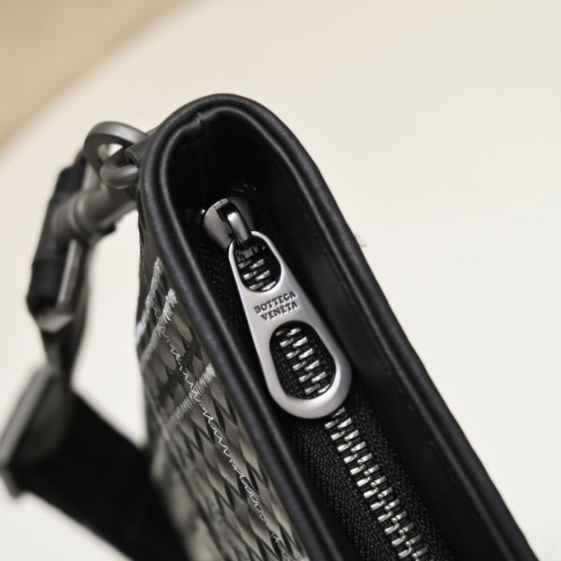 今季マストバイ BOTTEGA VENETA ボッテガヴェネタ コピー ショルダーバッグ 予約殺到