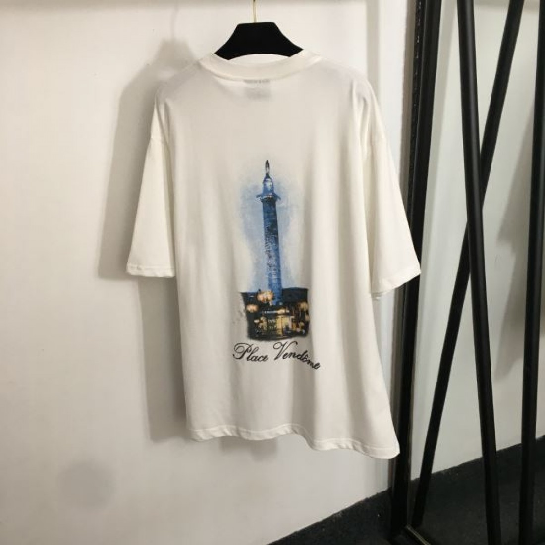 デイリー使いに実用性抜群 BALENCIAGA バレンシアガ コピー 半袖Tシャツ 大注目の新作