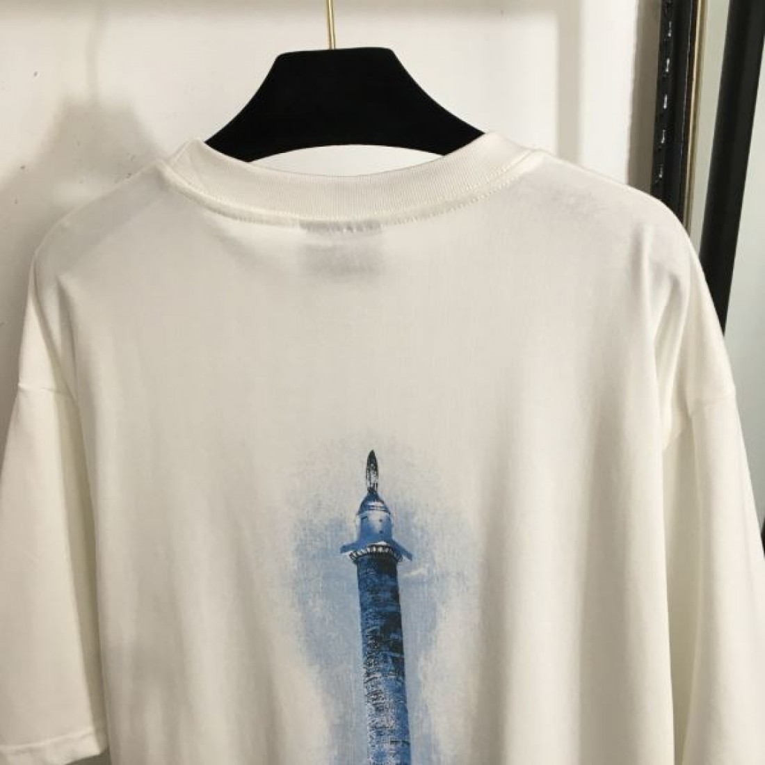 デイリー使いに実用性抜群 BALENCIAGA バレンシアガ コピー 半袖Tシャツ 大注目の新作