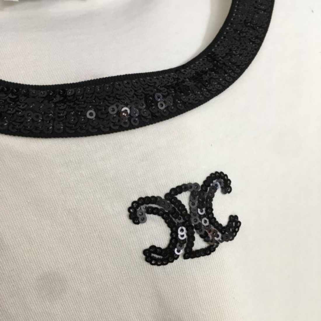 ラグジュアリー感満載 CELINE セリーヌ コピー 半袖Tシャツ こだわり抜かれた逸品