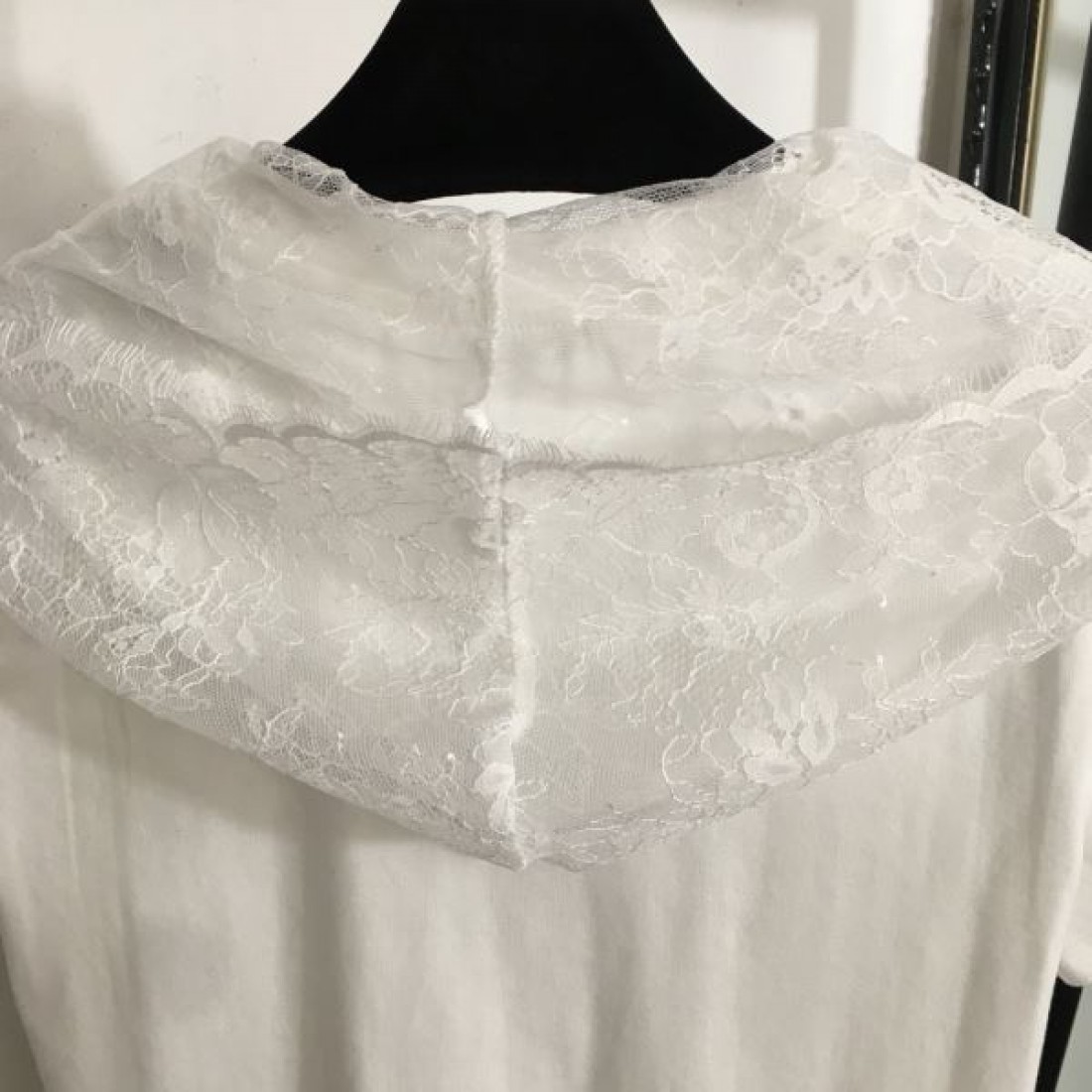 完璧なコーディネート CHANEL シャネル コピー 半袖Tシャツ 大人気の定番アイテム