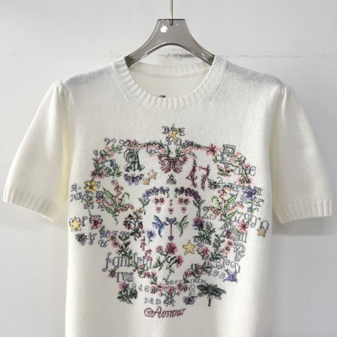 人気沸騰中！おしゃれ新品 DIOR ディオール コピー 半袖トップス スタイリッシュなスタイル