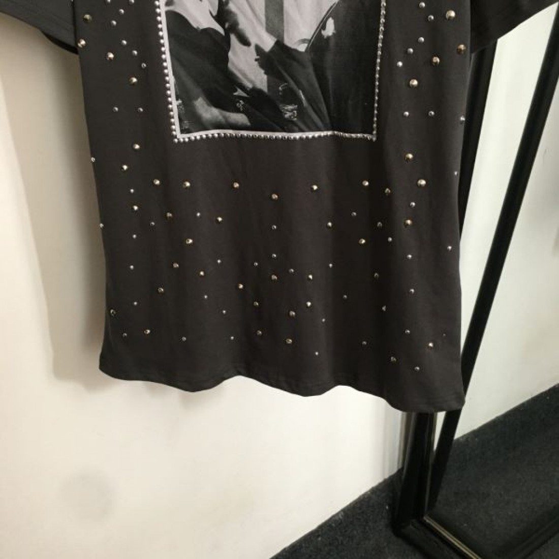 見逃し厳禁 DIOR ディオール コピー 半袖Tシャツ 迷わずゲット