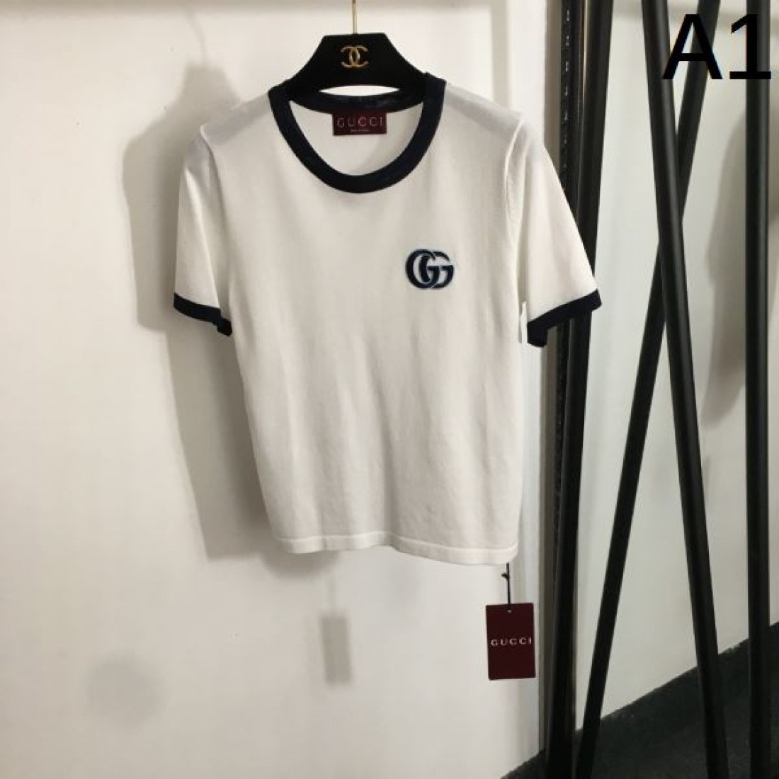 大人カジュアルに GUCCI グッチ コピー 半袖Tシャツ 早い者勝ち