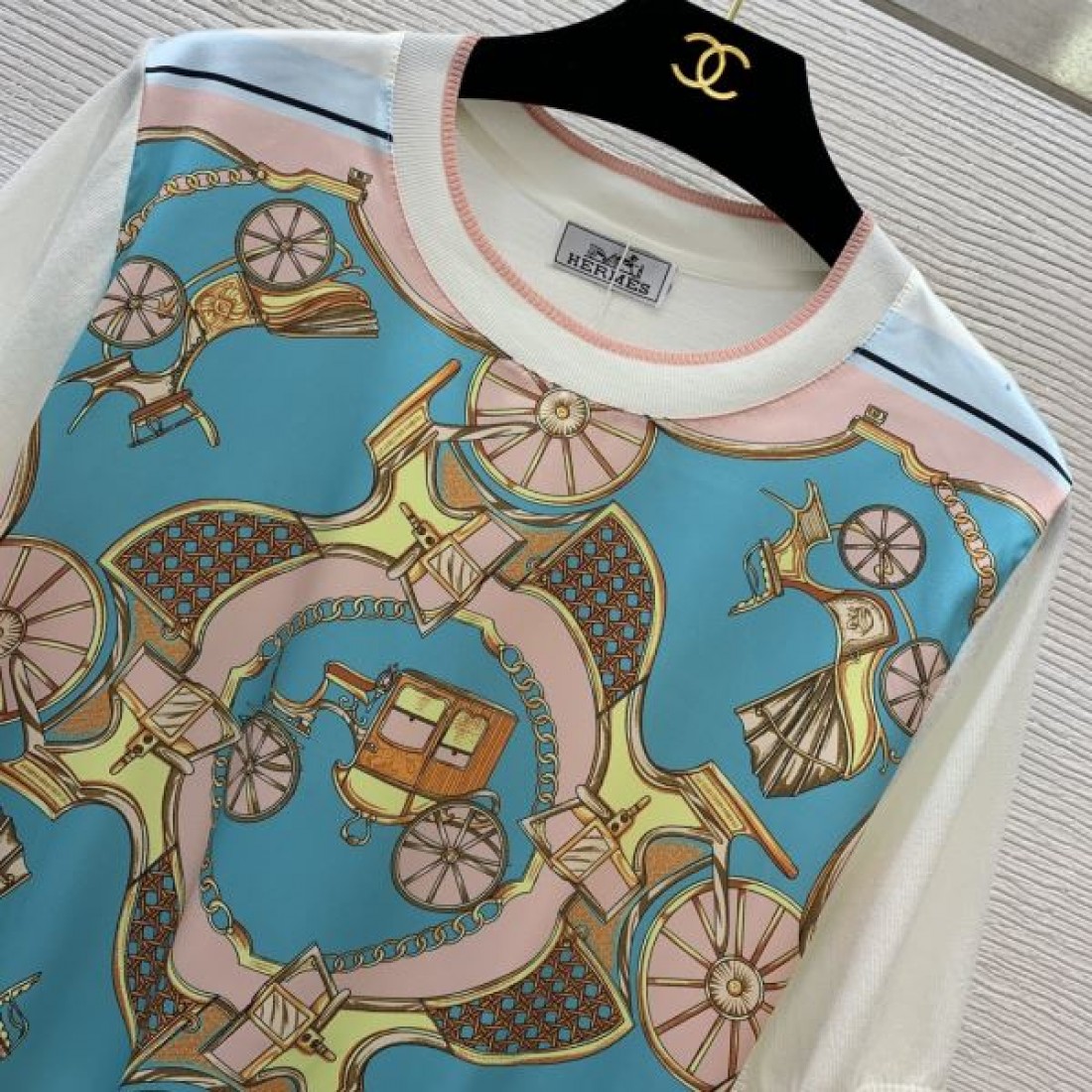 HERMES エルメス スーパーコピー 半袖トップス 上品でモダンな仕上がり