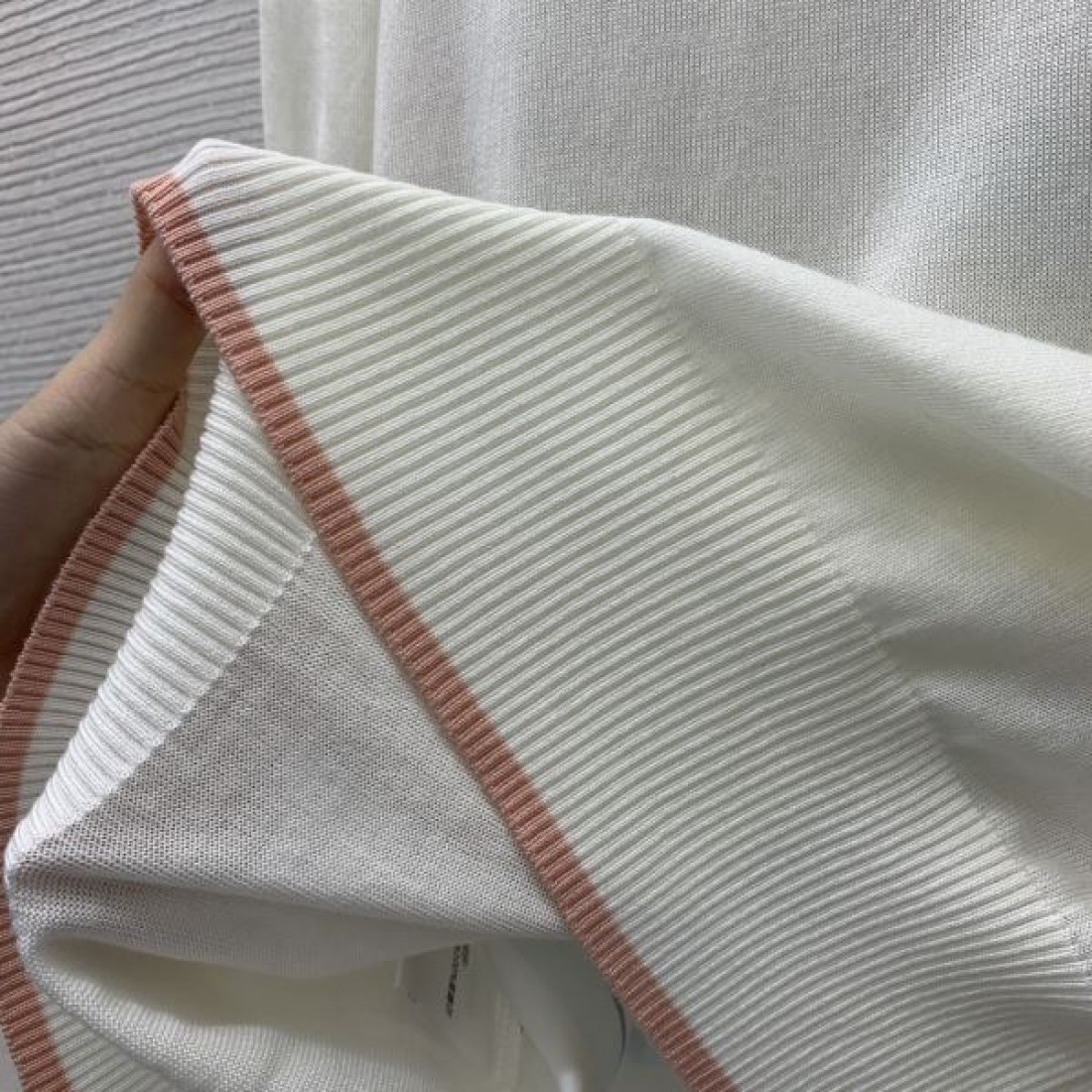 HERMES エルメス スーパーコピー 半袖トップス 上品でモダンな仕上がり