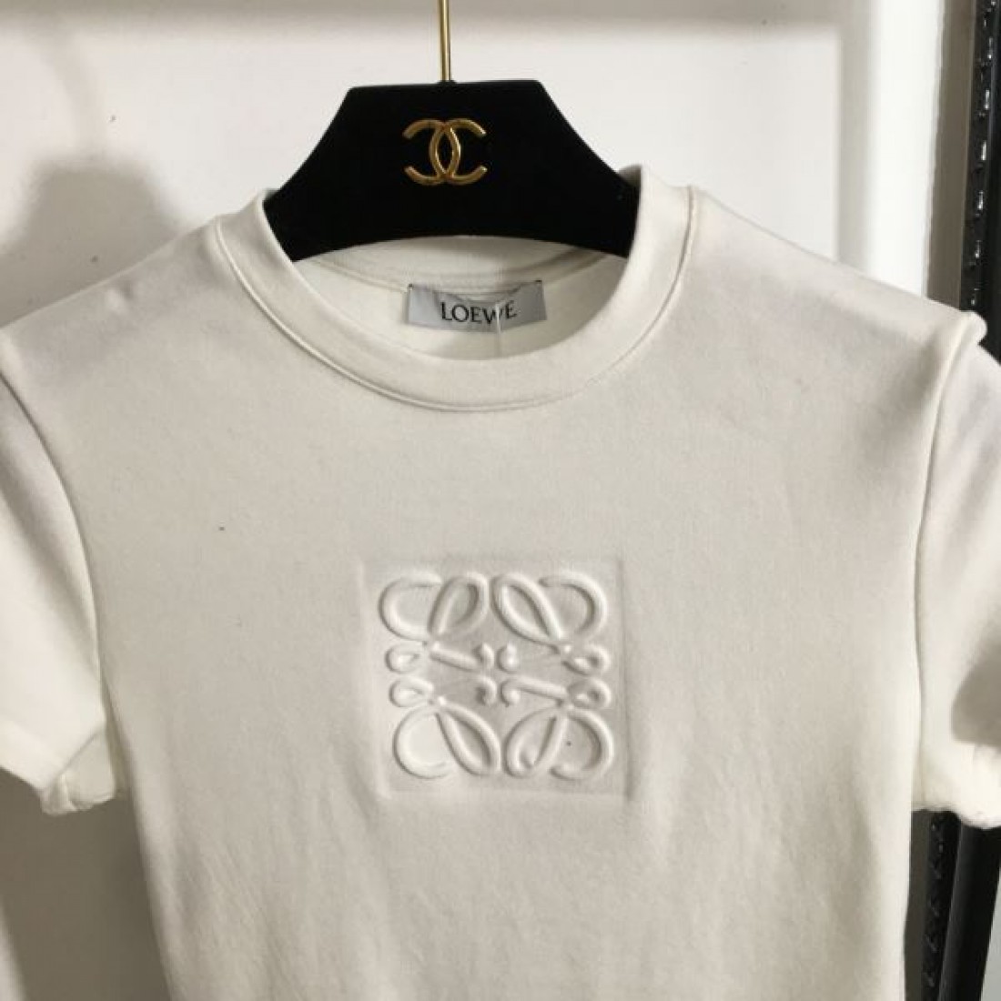 柔らかく洗練された LOEWE ロエベ スーパーコピー 半袖Tシャツ