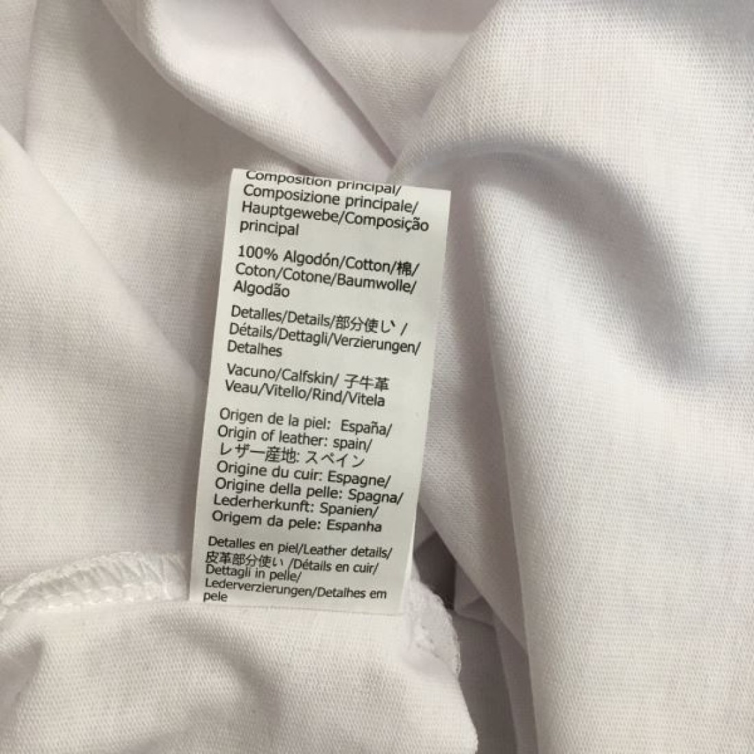 LOEWE ロエベ スーパーコピー 半袖Tシャツ ナチュラルで軽やかな印象