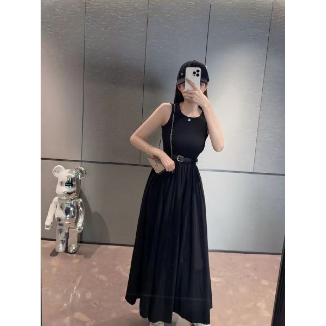 上品でクラシカルな雰囲気の シャネル コピー ワンピース CHANEL