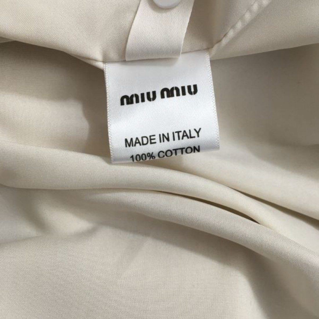 フェミニンで魅力的な MIU MIU ミュウミュウ コピー ワンピース