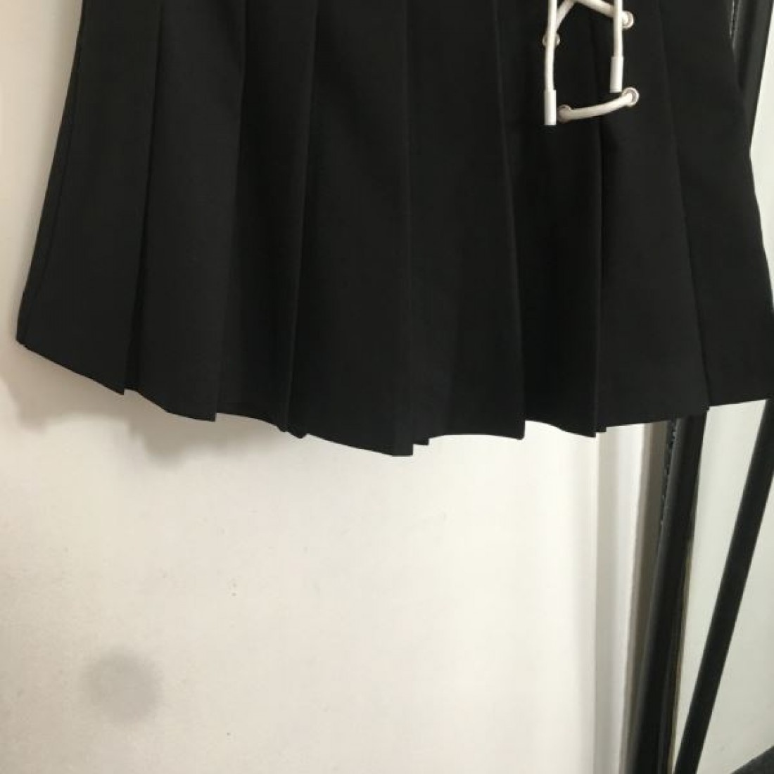 存在感を放つデザイン PRADA プラダ コピー スカート 驚きの新作