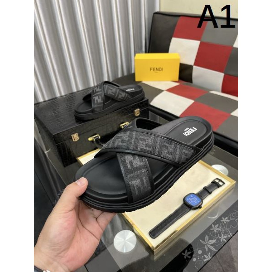 話題性抜群の フェンディ コピー サンダル FENDI 軽やかで優雅な仕上がり