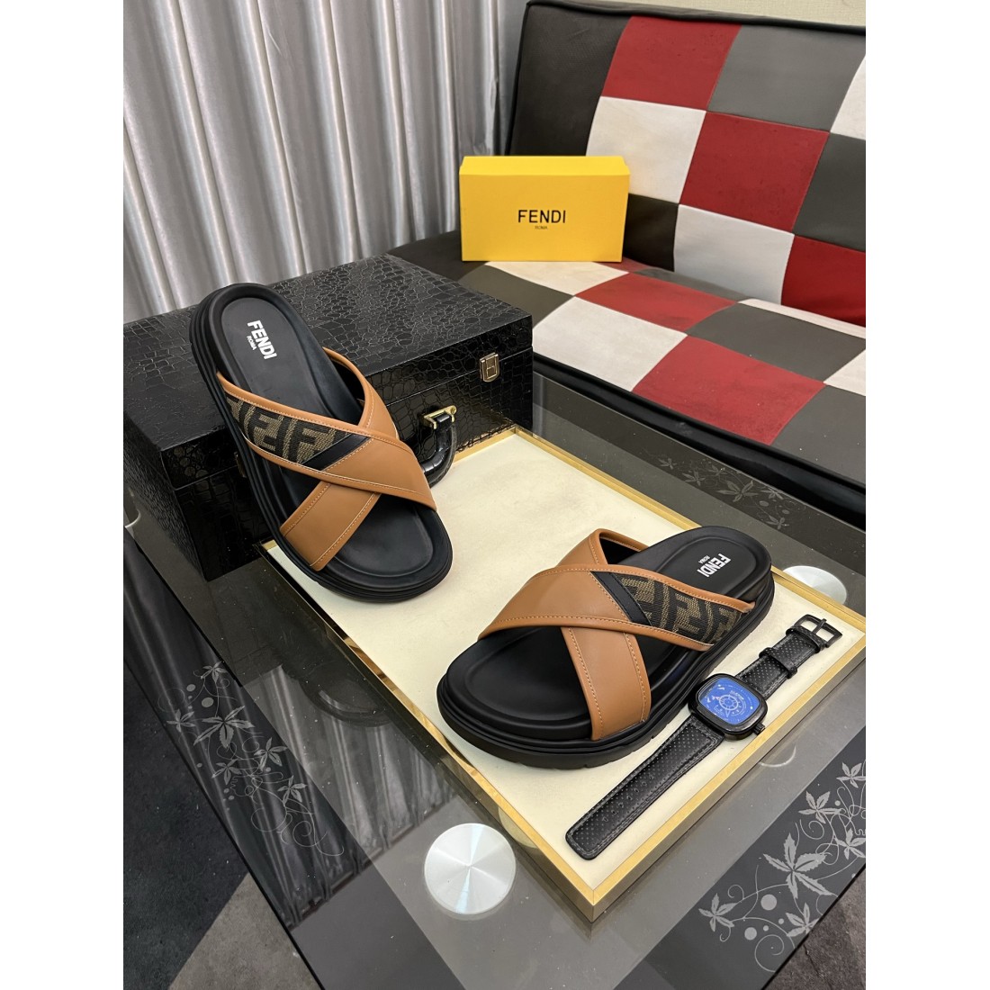 洗練された存在感が魅力の FENDI フェンディ コピー サンダル 落ち着いた