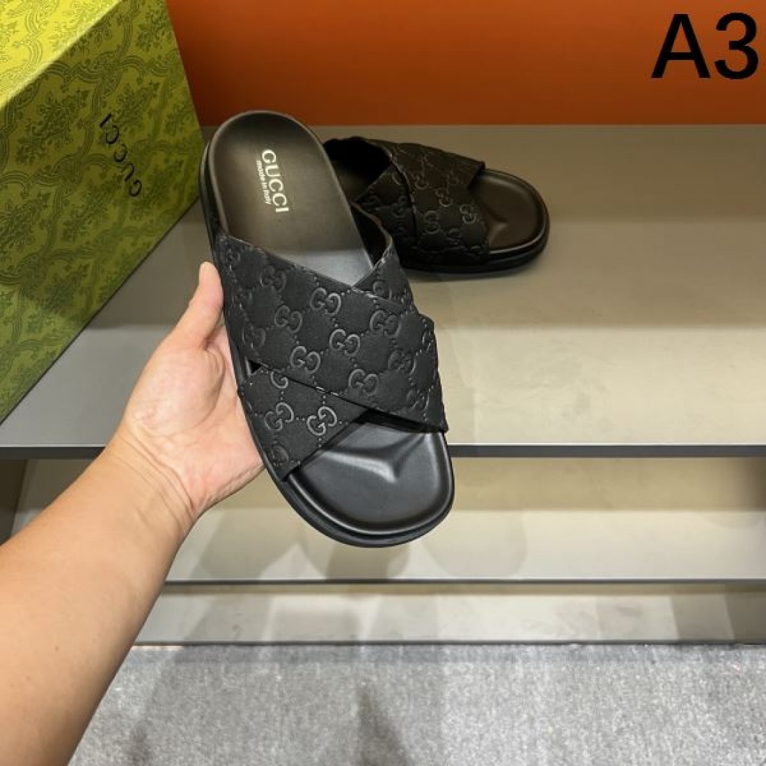 エレガントで都会的な GUCCI コピー サンダル グッチ 注目の一足