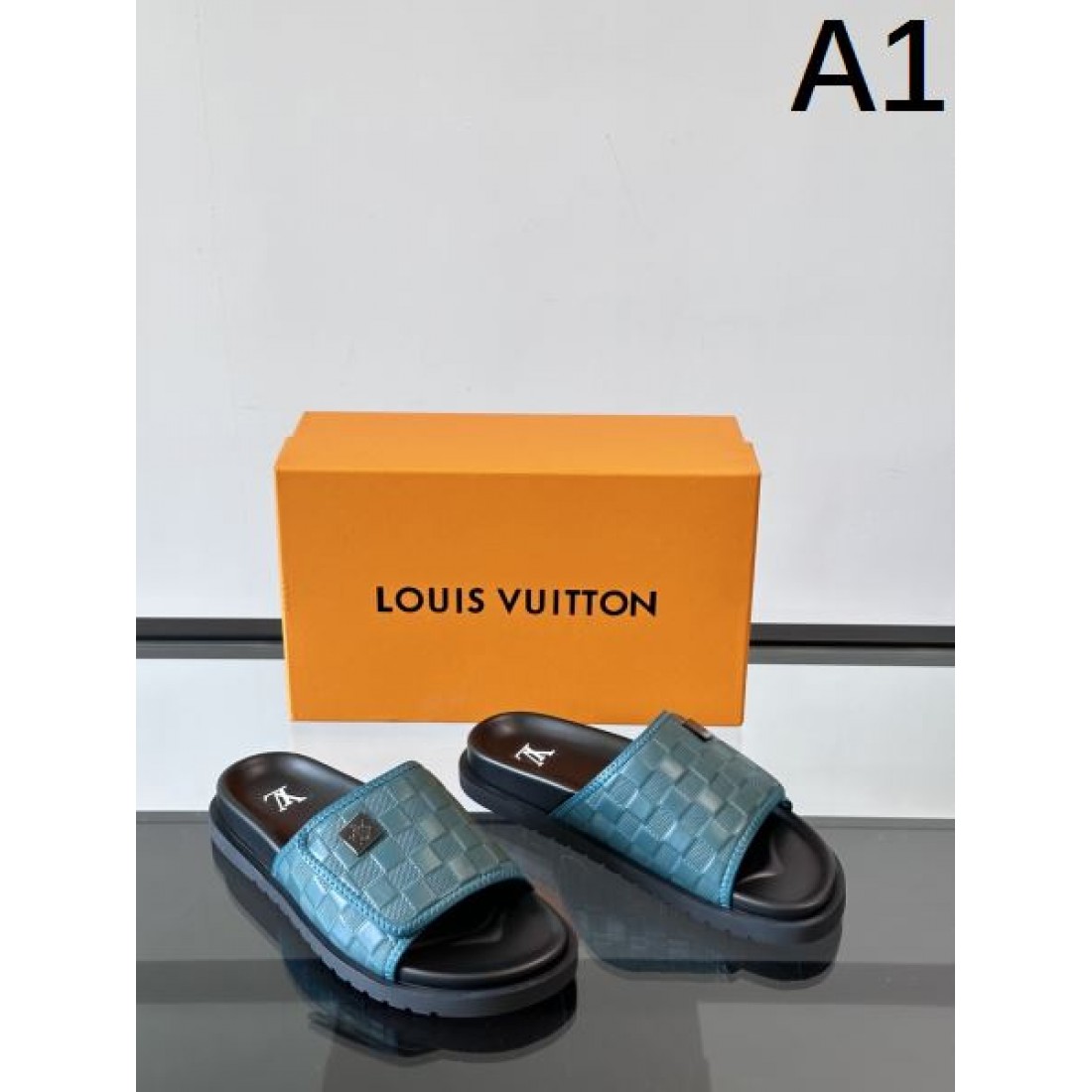 魅力たっぷりの LOUIS VUITTON ルイヴィトン コピー サンダル 柔らかく