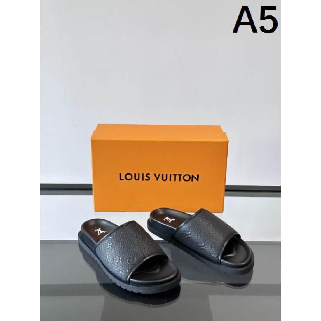 華やかで上品な ルイヴィトン コピー サンダル LOUIS VUITTON 注目の