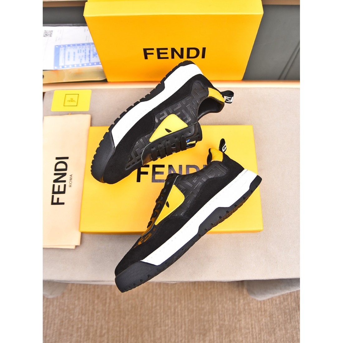 これは買い！ FENDI フェンディ コピー カジュアルシューズ お洒落さん必携