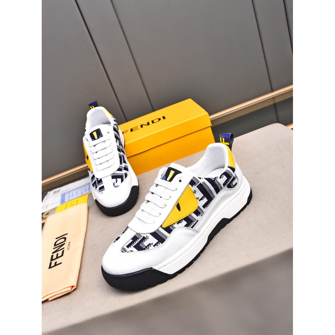 オールシーズン活躍 FENDI フェンディ コピー カジュアルシューズ 見逃し厳禁