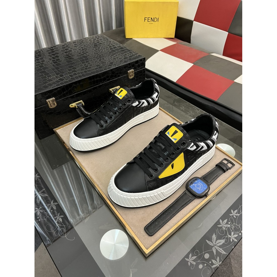 旬コーデに最適 FENDI フェンディ コピー カジュアルシューズ 大人カジュアルに