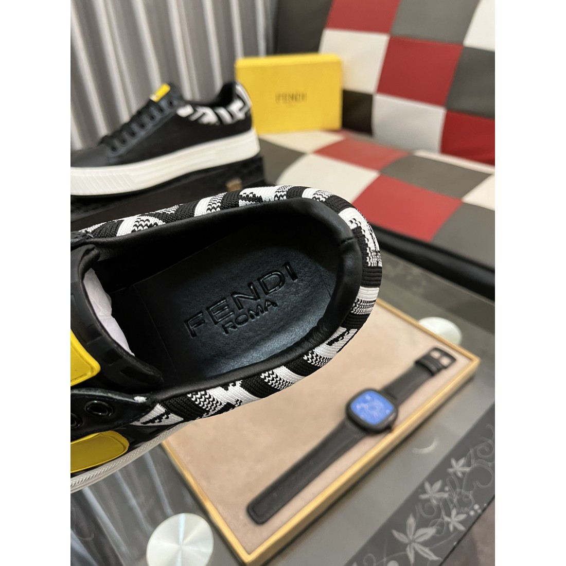 旬コーデに最適 FENDI フェンディ コピー カジュアルシューズ 大人カジュアルに