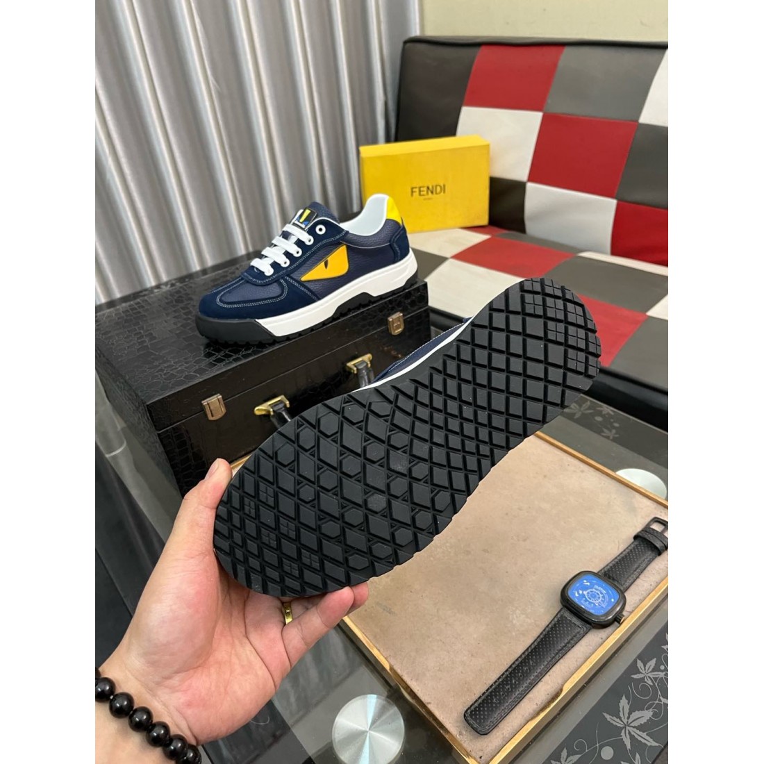 今季イチオシ FENDI フェンディ コピー カジュアルシューズ 季節感たっぷり