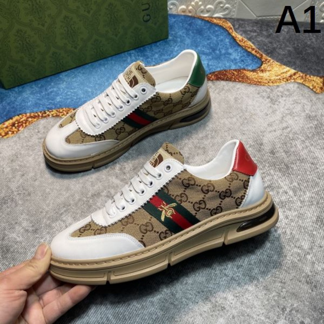 注目の GUCCI グッチ コピー カジュアルシューズ 軽快でスタイリッシュな
