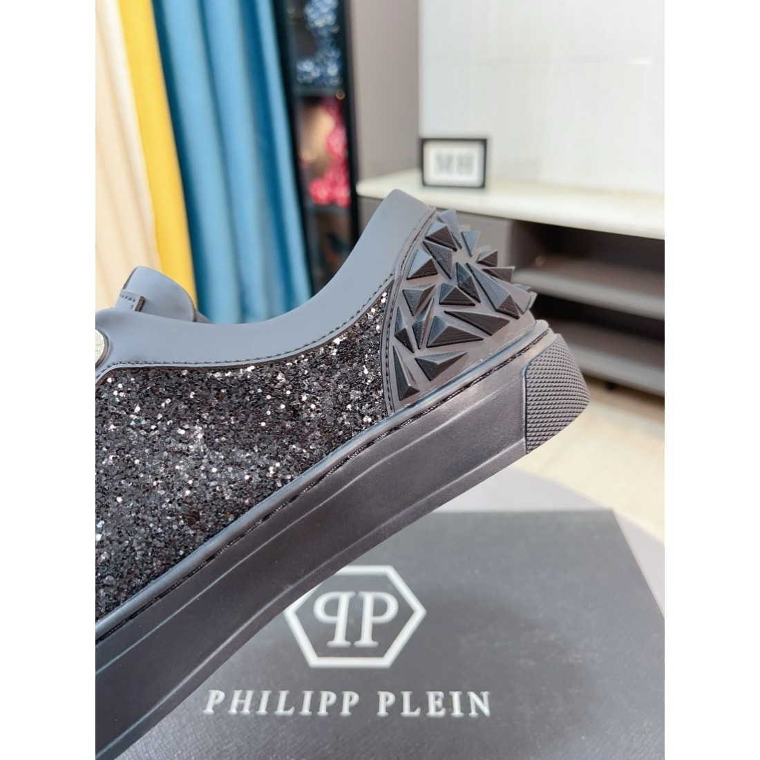 PHILIPP PLEIN フィリッププレイン コピー カジュアルシューズ 高級感 洗練された