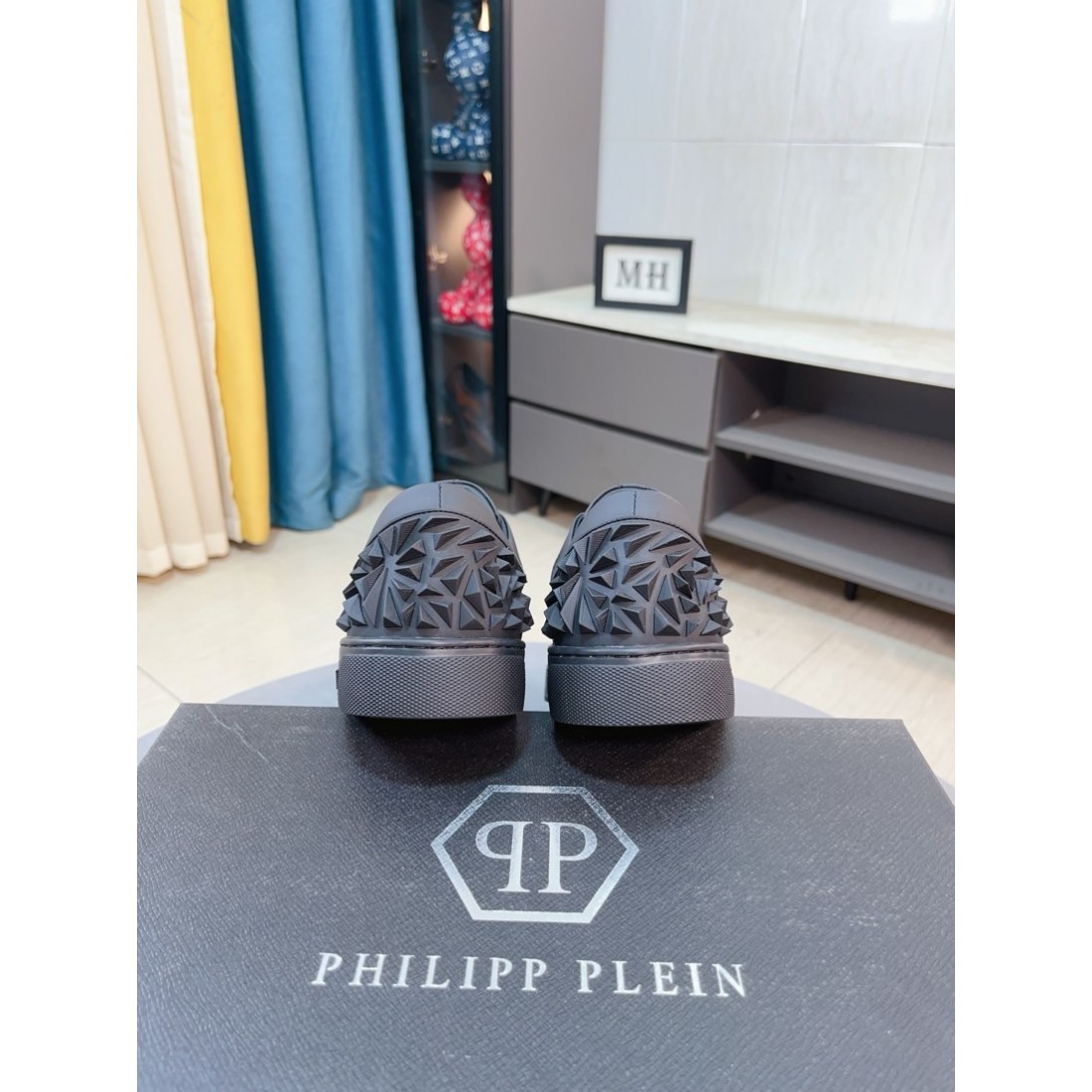 PHILIPP PLEIN フィリッププレイン コピー カジュアルシューズ 高級感 洗練された