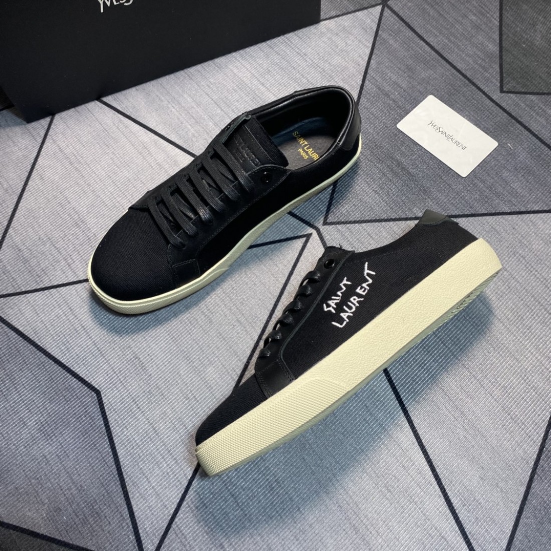 DOLCE＆GABBANA ドルチェ＆ガッバーナ コピー カジュアルシューズ 高評価 ラグジュアリーで