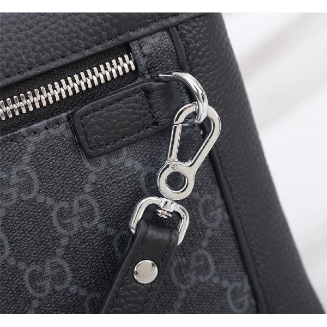  グッチ コピー バックパック 今話題の魅力的な仕上がり GUCCI