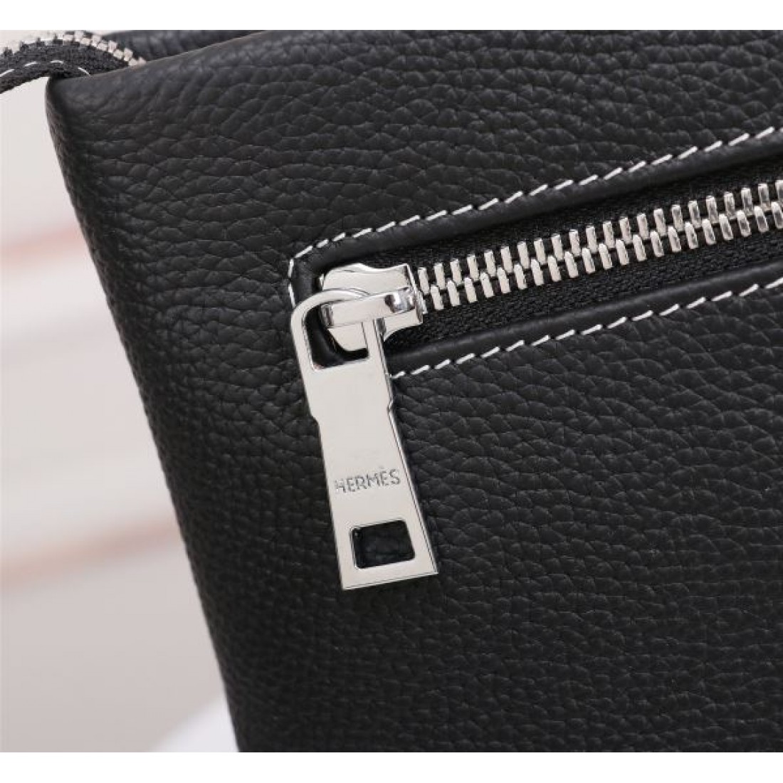 上質で個性的な HERMES エルメス コピー バックパック が欲しくなる