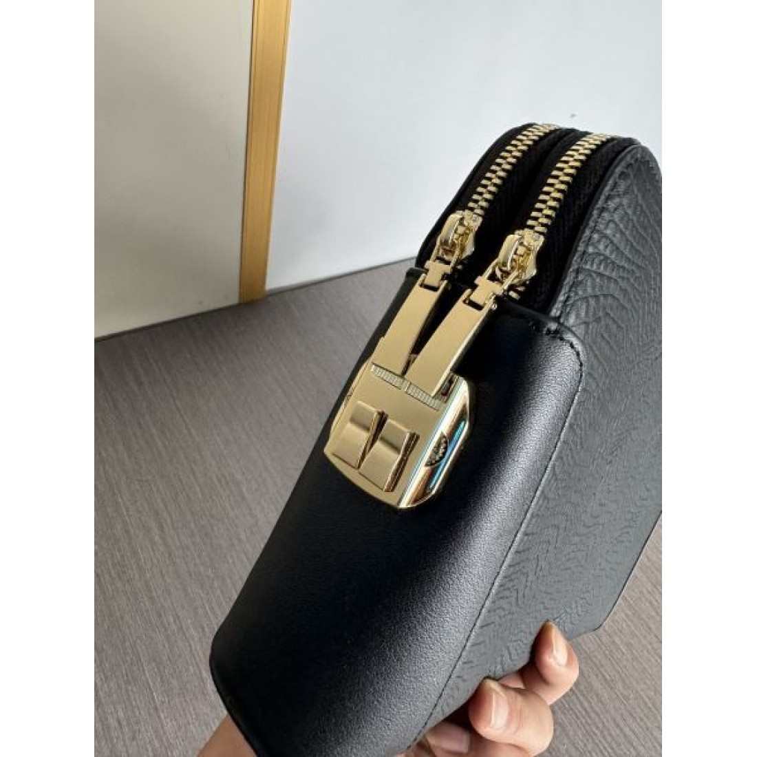  上品さが際立つ PRADA プラダ コピー バックパック 注目の逸品