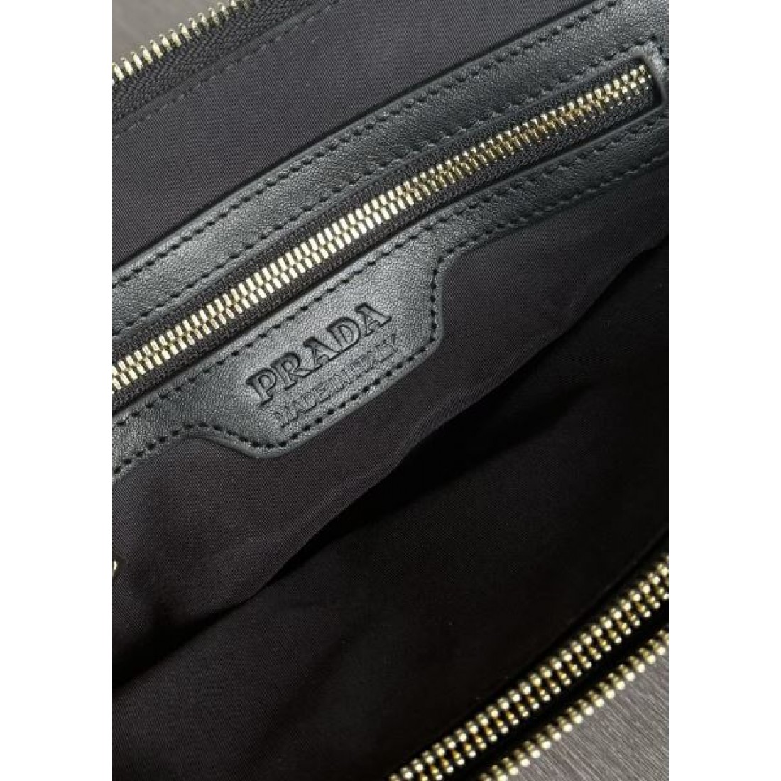  上品さが際立つ PRADA プラダ コピー バックパック 注目の逸品