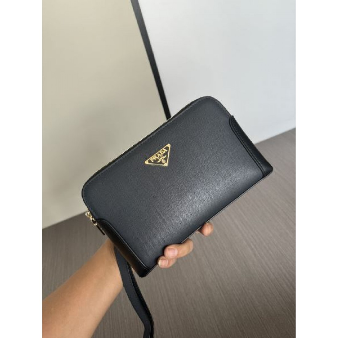 PRADA プラダ コピー バックパック モダンで使いやすい人気モデル