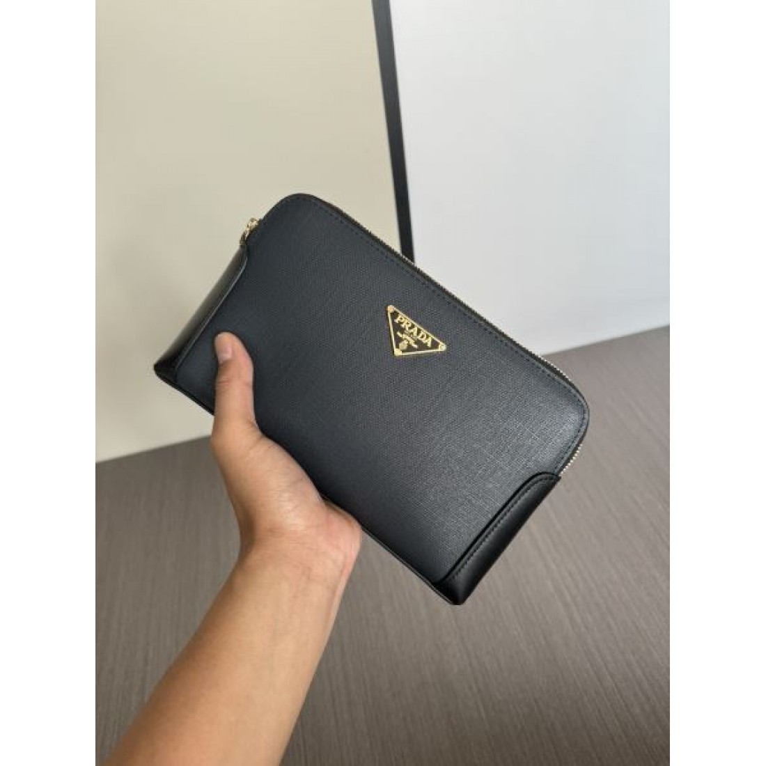 PRADA プラダ コピー バックパック モダンで使いやすい人気モデル