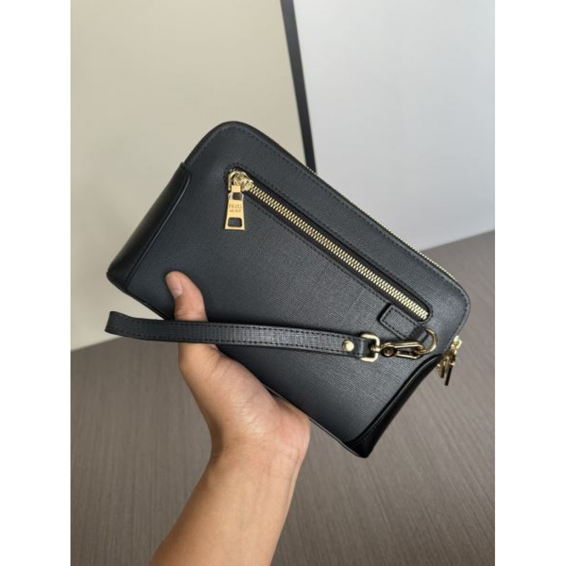 PRADA プラダ コピー バックパック モダンで使いやすい人気モデル