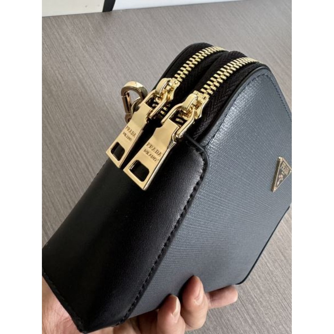 PRADA プラダ コピー バックパック モダンで使いやすい人気モデル