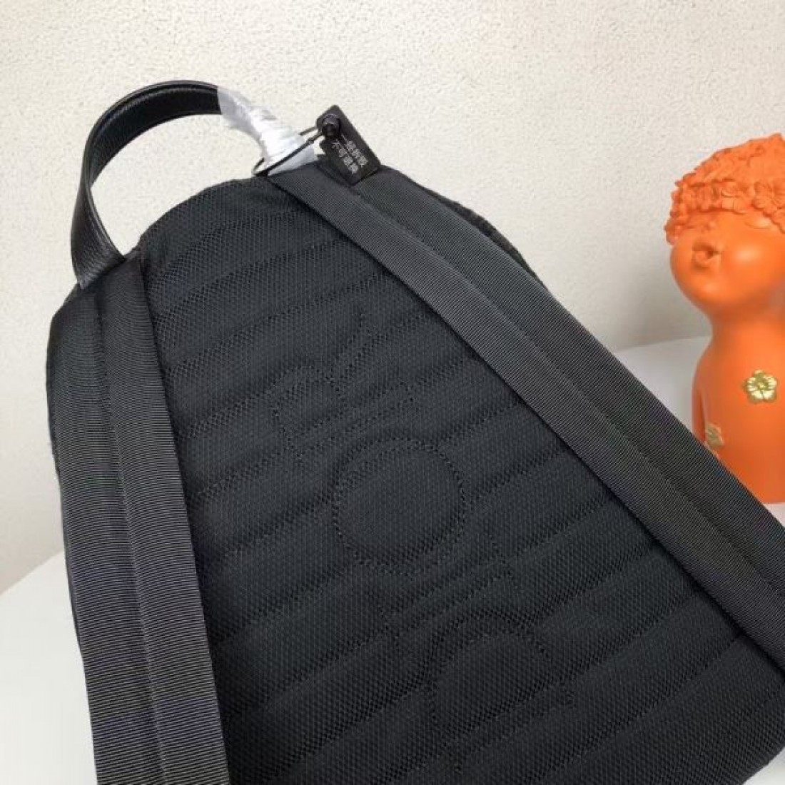 今話題の DIOR コピー バックパック 快適かつ上質な仕上がり