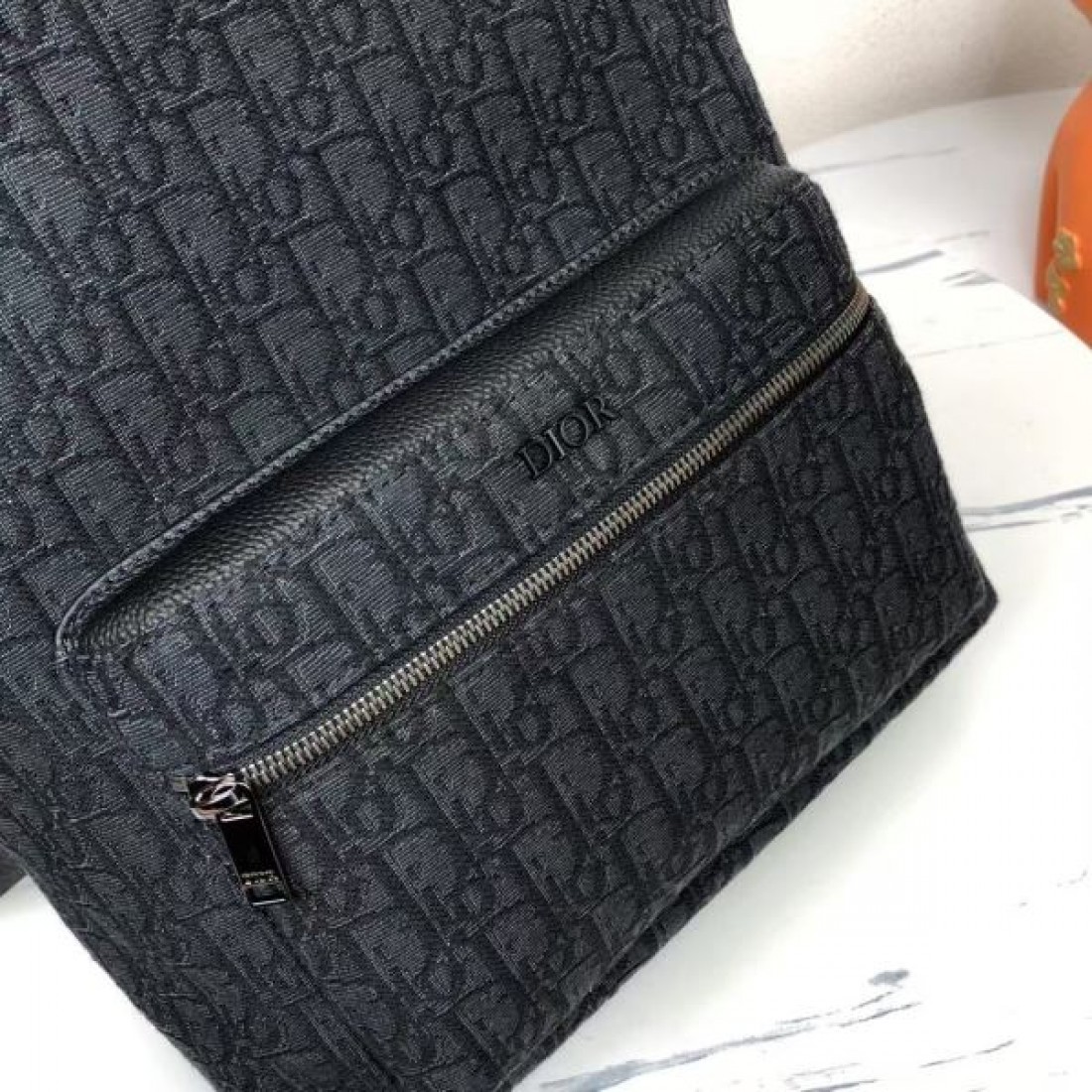 今話題の DIOR コピー バックパック 快適かつ上質な仕上がり