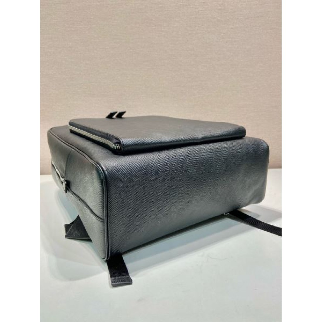  デザイン性の高い PRADA プラダ コピー バックパック で差をつけよう