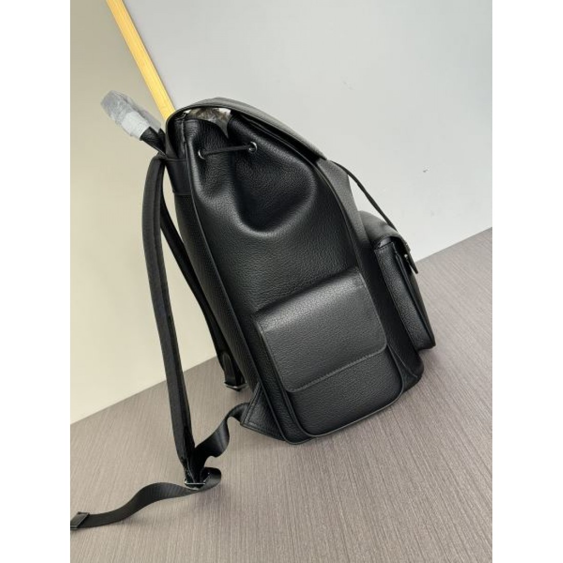 PRADA プラダ コピー バックパック 毎日使いたくなる魅力たっぷりの逸品