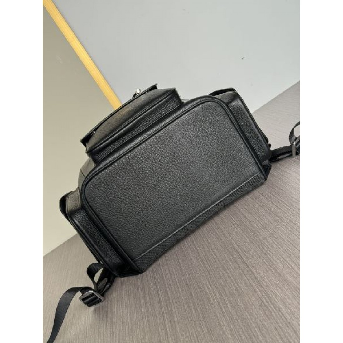 PRADA プラダ コピー バックパック 毎日使いたくなる魅力たっぷりの逸品